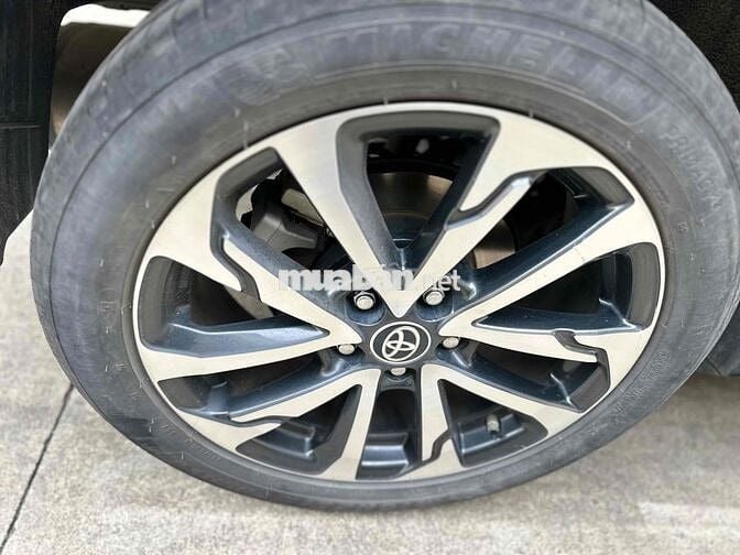 Toyota Corolla Cross 2022 Hybrid 24500 km