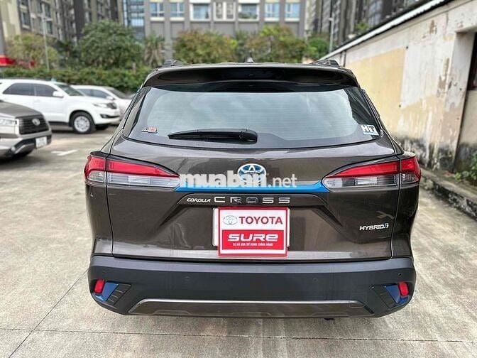 Toyota Corolla Cross 2022 Hybrid 24500 km