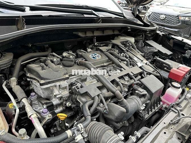 Toyota Corolla Cross 2022 Hybrid 24500 km