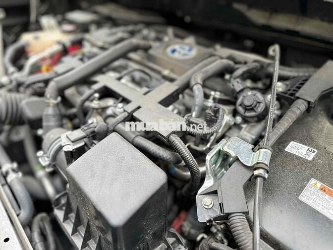 Toyota Corolla Cross 2022 Hybrid 24500 km