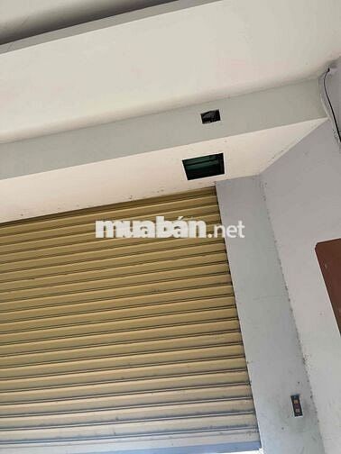 Cần cho thuê gấp mặt bằng. đường Nguyên Hồng p11. số 74 nh