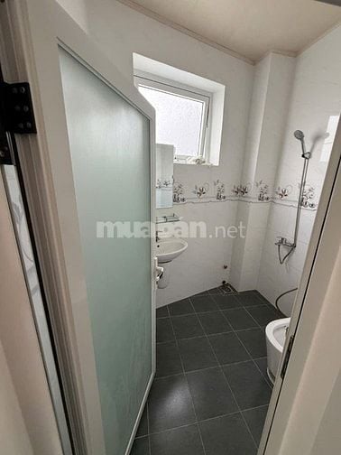 NHÀ MỚI XÂY CHO THUÊ – 3PN, CÓ SÂN ĐẬU Ô TÔ – MÊ LINH, PHƯỜNG LÂM VIÊN