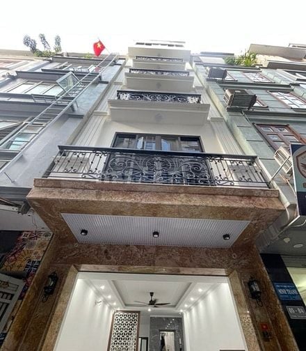 Bán nhà 7 tầng 43m2 thang máy , mới , mặt ngõ KD ô tô tránh