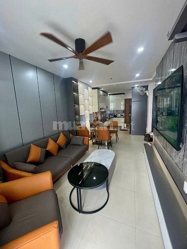 Cho thuê căn hộ chung cư tầng 10, SHP Plaza