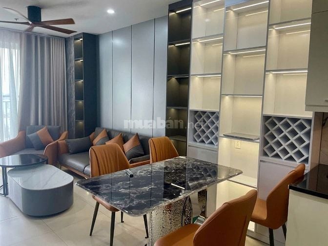 Cho thuê căn hộ chung cư tầng 10, SHP Plaza