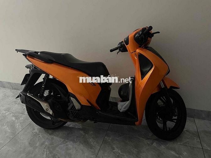 Honda SH 125 CBS 2017 Xám 50000 km