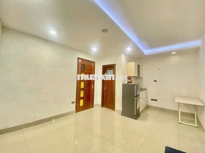 Cho Thuê căn hộ tầng 4 Phố Lò Đúc - 40m2 - 1 ngủ ,1 khách - 7.5 triệu