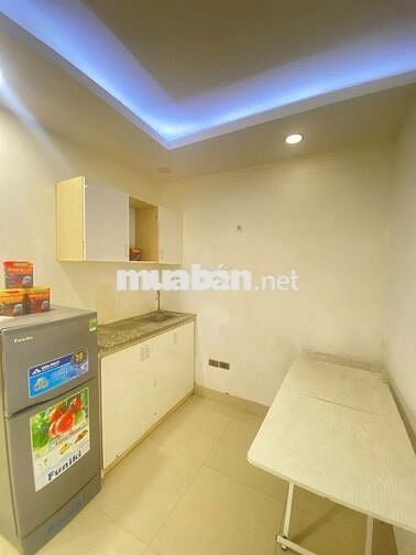 Cho Thuê căn hộ tầng 4 Phố Lò Đúc - 40m2 - 1 ngủ ,1 khách - 7.5 triệu