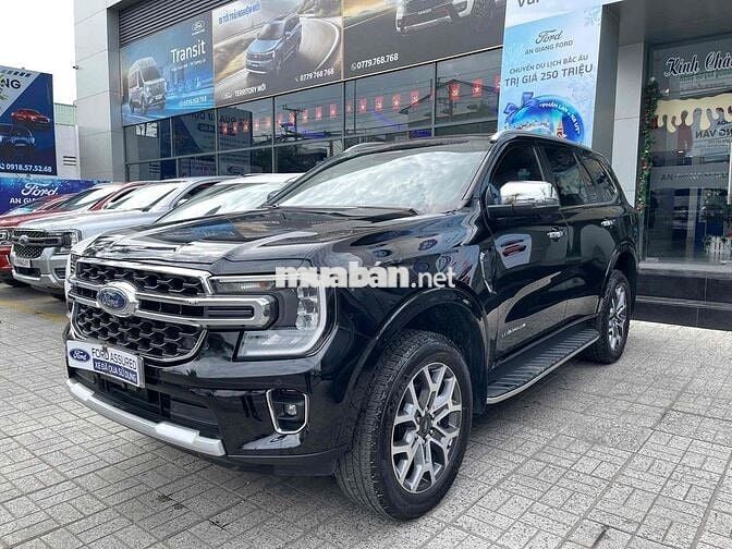 Ford Everest 2024 Titanium 2.0L 4x2 AT