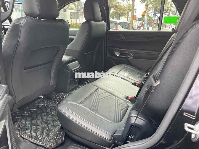 Ford Everest 2024 Titanium 2.0L 4x2 AT