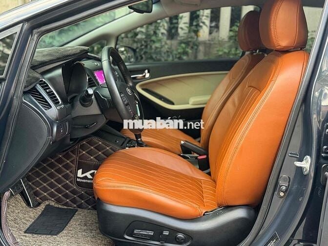 Kia Cerato 2016 1.6 AT - 72000 km