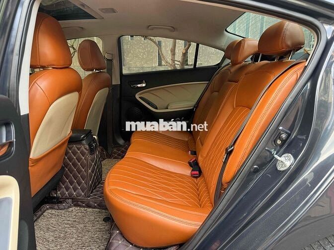 Kia Cerato 2016 1.6 AT - 72000 km