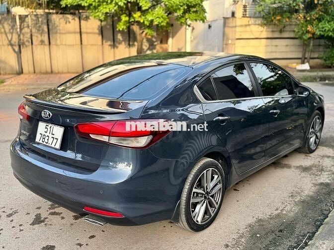 Kia Cerato 2016 1.6 AT - 72000 km