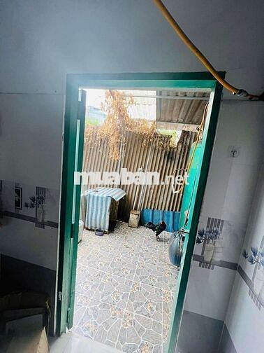 cho thuê nhà xưởng
5.5×25  1lau. Trống suốt.có sân trước sân sau.