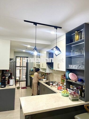 CHO THUÊ CĂN HỘ 1PN VIEW QUẬN 1