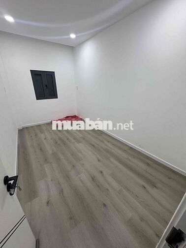 Nhà cho thuê nguyên căn gần trường UEF