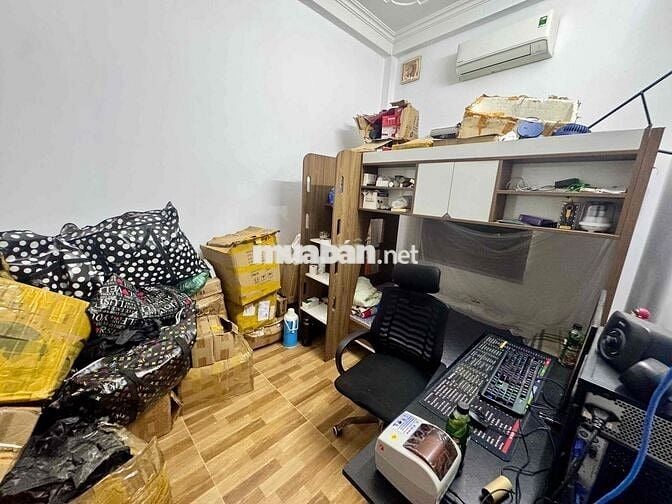 CẦN BÁN KĐG MẬU LƯƠNG , ĐƯỜNG TRƯỚC NHÀ ÔTÔ ĐỖ CỬA