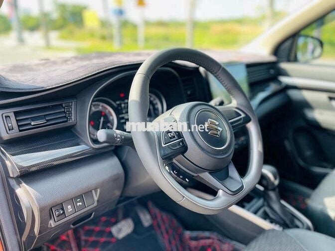 Suzuki XL7 2023 Tự động 59.000 km màu cam đẹp