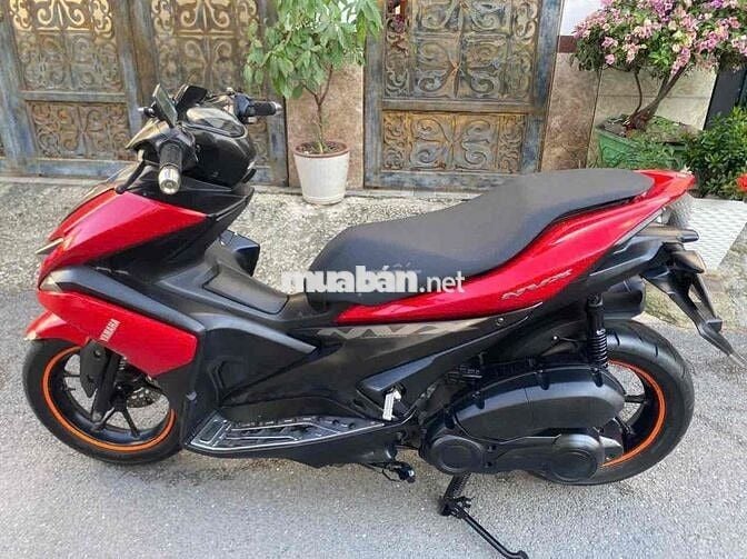 Yamaha NVX 125 Khóa SMK Đỏ đen giá tốt