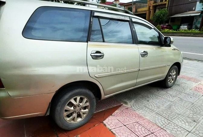 Bán rẻ TOYOTA INNOVA G XỊN 100% 2008 Zin không KD TAXI độ full 