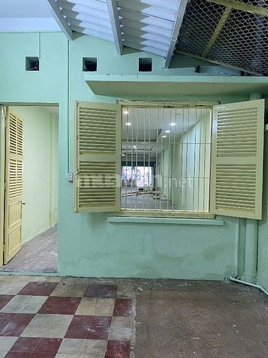 Nhà bán mặt tiền Lê văn sỹ.khu kinh doanh đa ngành nghề