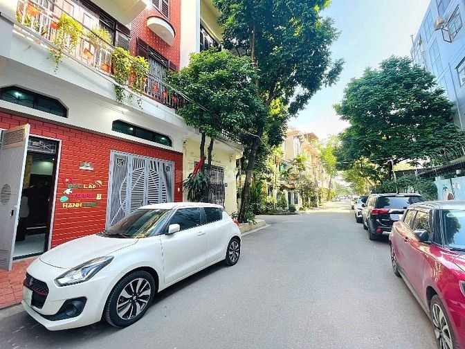 Phố HQV 100M2 x 5MT - Ô Tô Tránh - Đầu Tư Kinh Doanh - 22 TỶ.