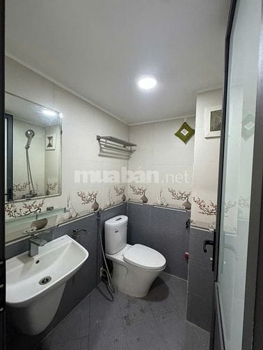 Bán nhà ngõ Cống Trắng, Khâm Thiên, DT 57m2, 6 tầng, thang máy