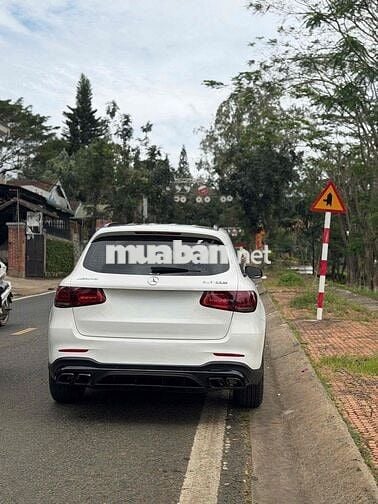 Mercedes Benz GLC Class 2022 - 45000 km