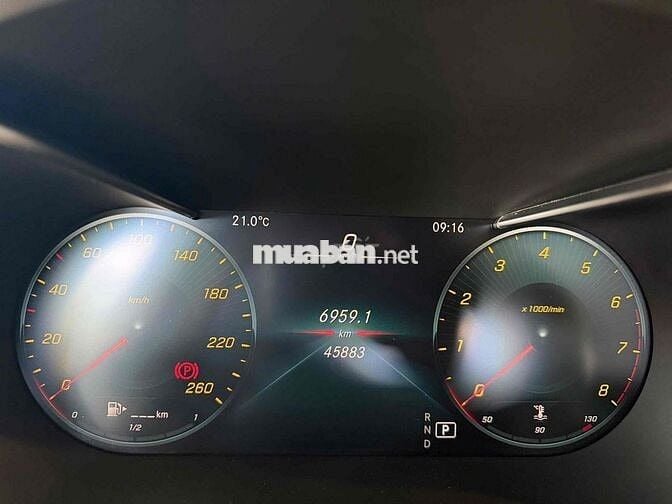 Mercedes Benz GLC Class 2022 - 45000 km