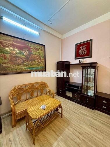 Cho thuê phòng đầy đủ tiện nghi ở Văn Miếu