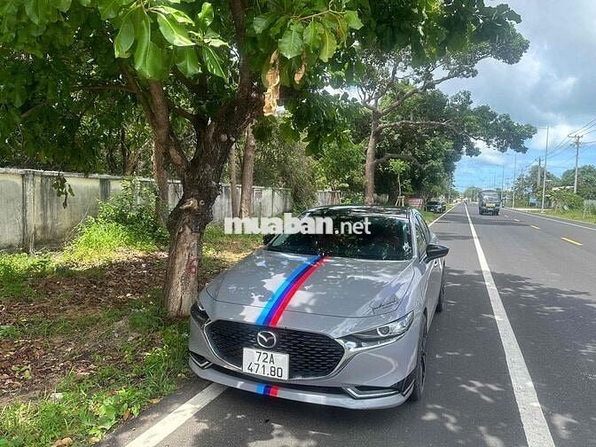 Mazda 3 2020 1.5L Luxury - 150 km