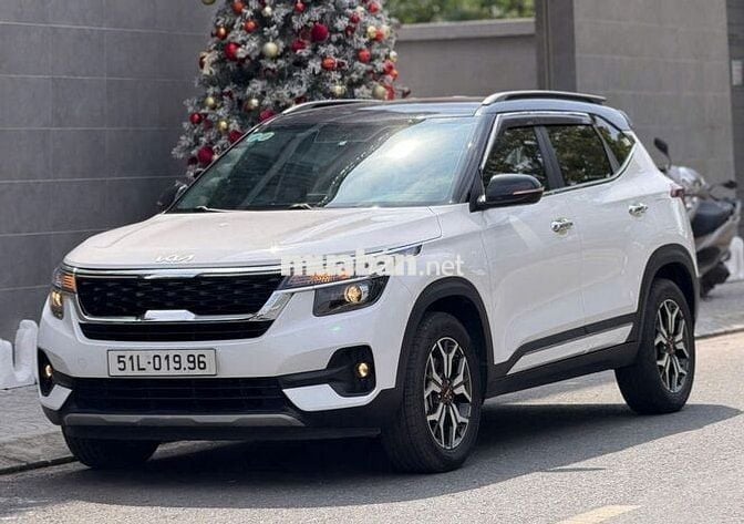 Kia Seltos Luxury màu Trắng