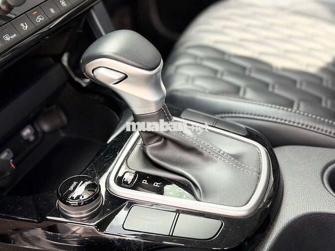 Kia Seltos Luxury màu Trắng