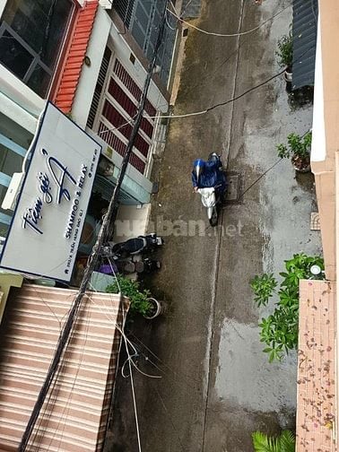 (Chính chủ) bán nhà Q1 P Cầu Kho 2 mặt tiền 4 tầng + tum 30m² DTSD 150