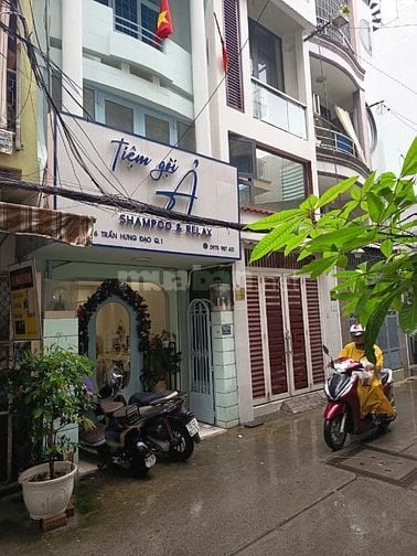 (Chính chủ) bán nhà Q1 P Cầu Kho 2 mặt tiền 4 tầng + tum 30m² DTSD 150