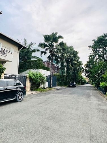 Biệt thự lớn 875m2 chỉ 179 tỷ Khu compound Trần Não Hồ Bơi sân vườn Q2