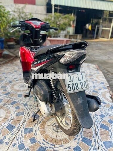 Honda Air Blade Đỏ đen