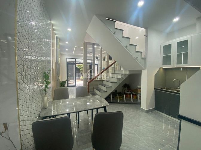 Bán nhà Nguyễn Văn Quá Q12 full nội thất - Sổ hồng riêng 4x15 -5 tỷ150