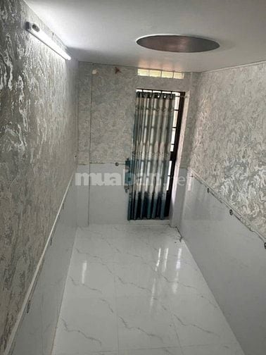 Bán nhà 3 tầng đường lạc long quân p3 Q11 gần chợ ,trường học