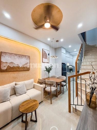 Siêu phẩm Quận 3 Đ.Lê Văn Sỹ Phường 11 giá chỉ 2 tỷ 890tr/60m2. Hẻm 5m