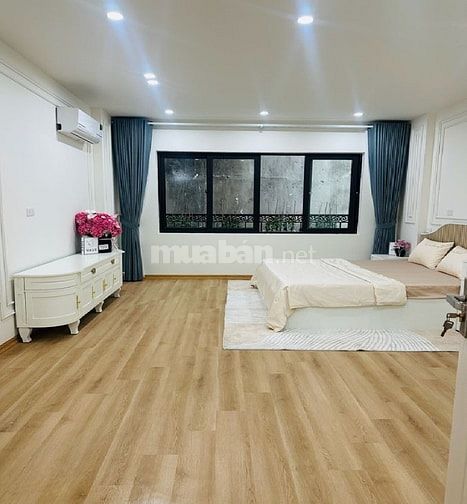 Bán gấp nhà phố Thanh  Xuân  ngõ ô tô, mặt tiền 5m, giá nhỉnh 13 tỷ