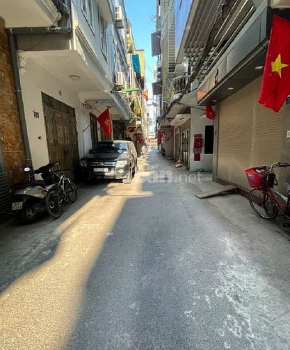 Bán gấp nhà phố Thanh  Xuân  ngõ ô tô, mặt tiền 5m, giá nhỉnh 13 tỷ