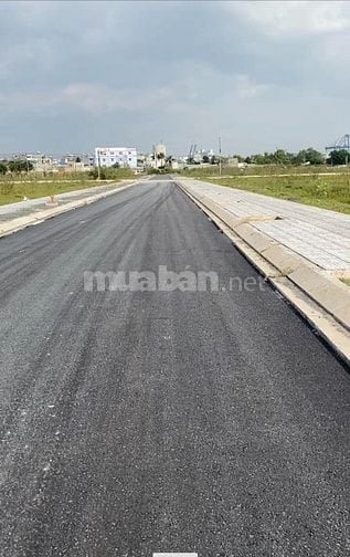 Tổng hợp một số nền giá tốt khu đại học quốc gia 245, Võ Chí Công, Q9
