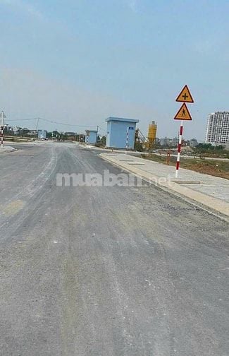 Tổng hợp một số nền giá tốt khu đại học quốc gia 245, Võ Chí Công, Q9