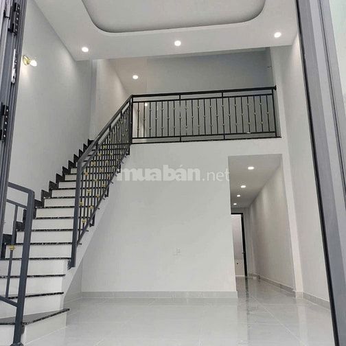 Bán căn nhà mới 1 trệt 1 lửng 3 phòng ngủ ở Tân Xuân - Hóc môn giá 720