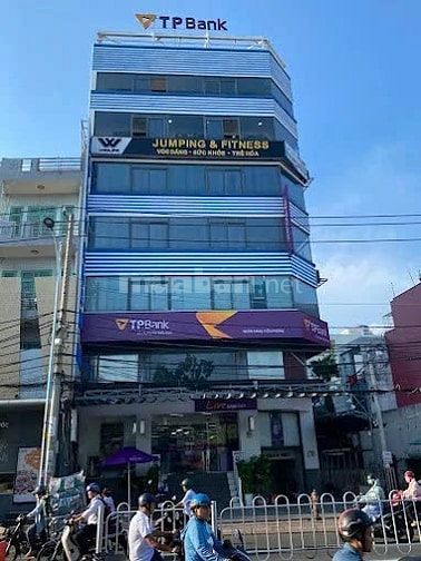 Góc 2 mặt tiền siêu hiếm Hai Bà Trưng(8,8x18m), Hầm 7 tầng, HĐT: 300tr