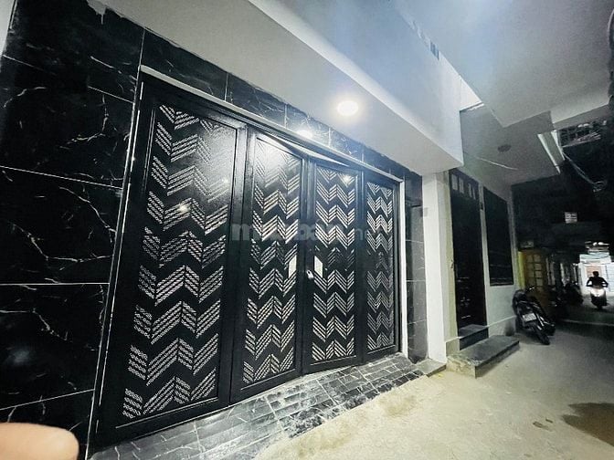 Bán 1Nhà Tặng 1Nhà 75m Nở Hậu x10Ngủ 2ÔTô Tải Tránh Dòng Tiền Gt Thuận