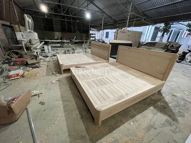 Tuyển thợ mộc, thợ sơn Pu, xưởng có chỗ ở tại KCN Lê Minh Xuân TpHCM