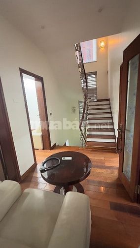 Chính Chủ Cho Thuê Biệt Thự 4 Tầng 155m Giá: 38Tr tại Mễ Trì-Từ Liêm