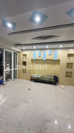 Chính Chủ Cho Thuê Biệt Thự 4 Tầng 155m Giá: 38Tr tại Mễ Trì-Từ Liêm